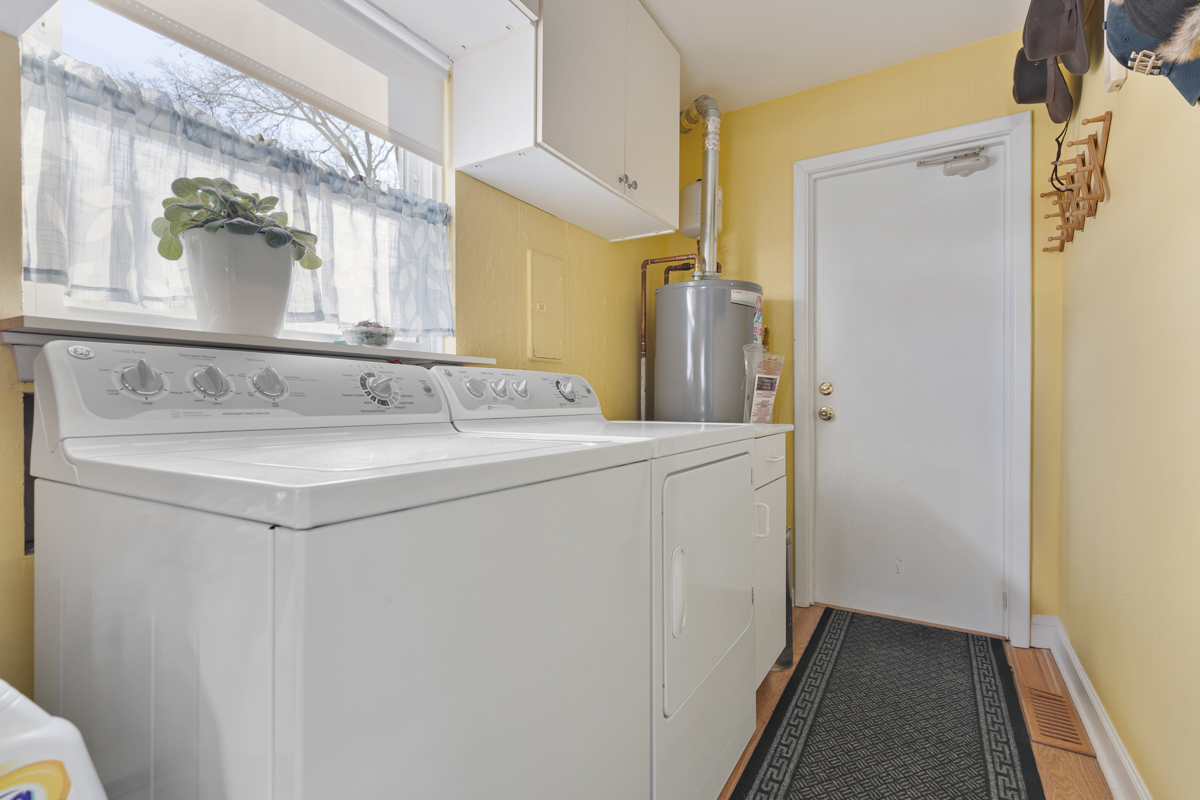 620 Chelmsford Lane, Elk Grove Village, IL 60007