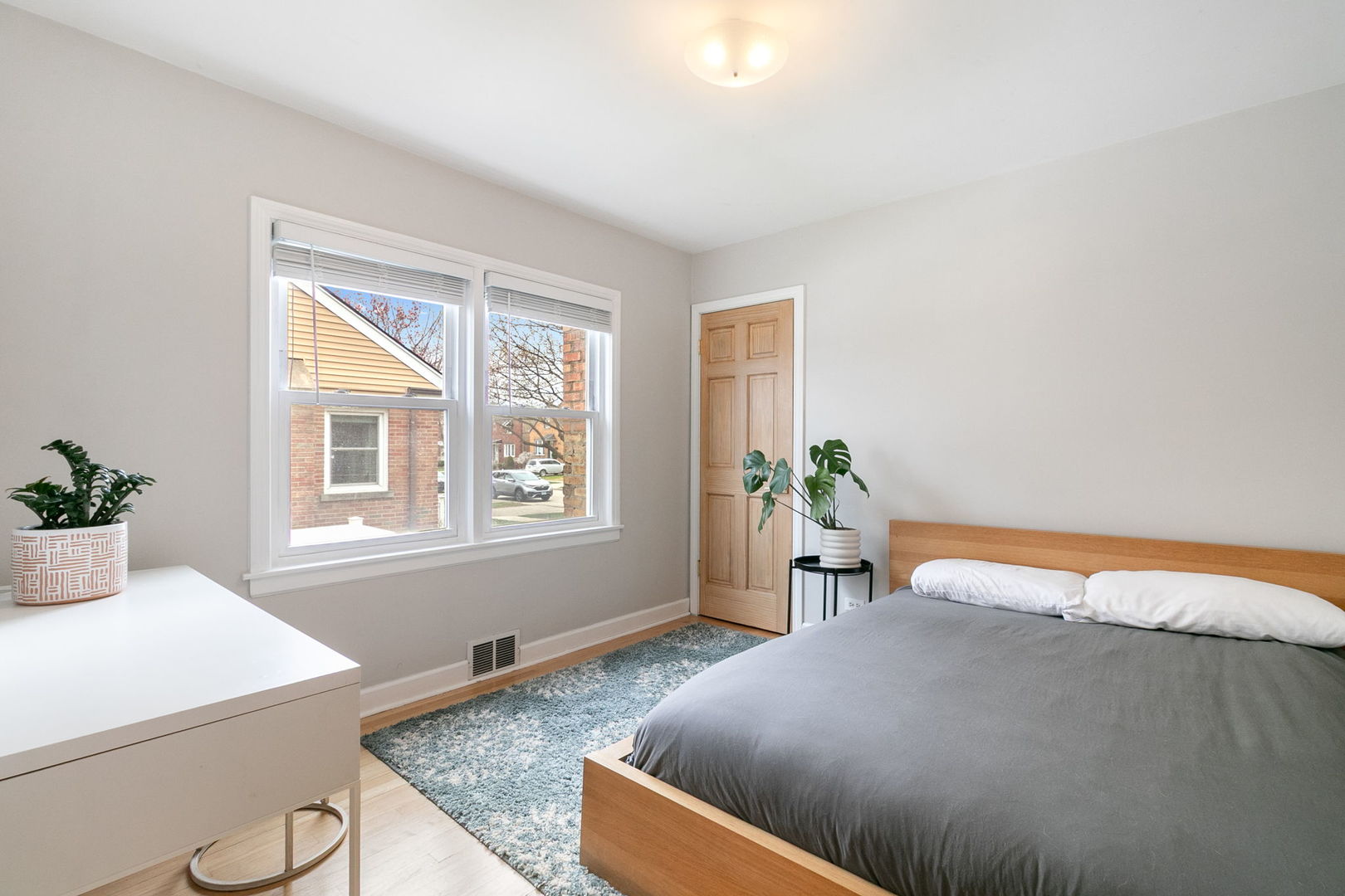 2233 S 14th Avenue, North Riverside, IL 60546