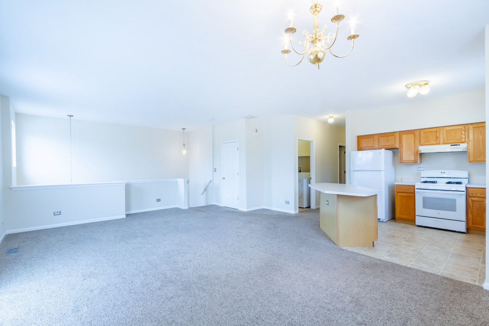 36 N Mill Road, Addison, IL 60101