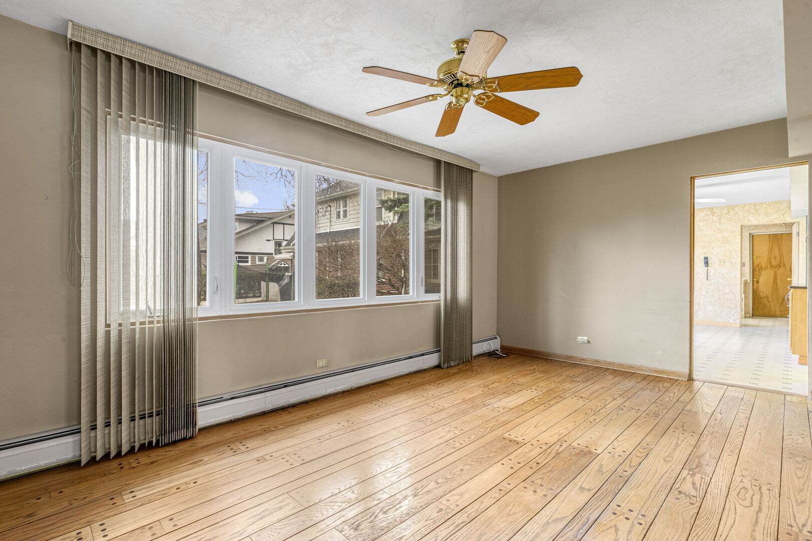 231 Bartram Road, Riverside, IL 60546