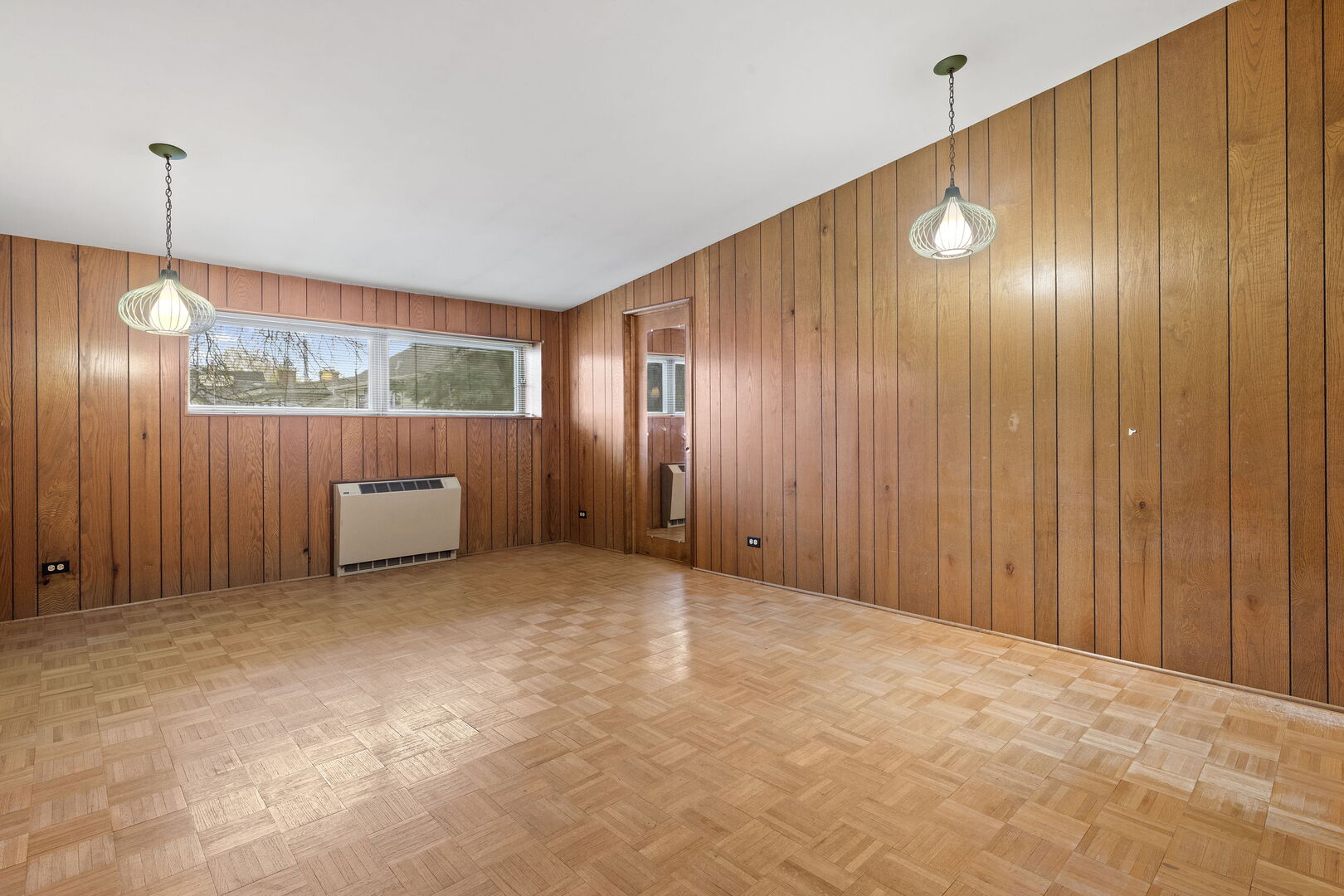 231 Bartram Road, Riverside, IL 60546