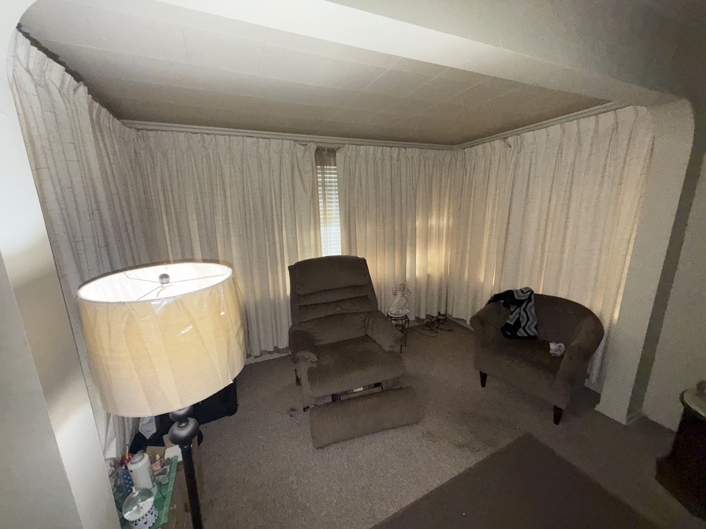 4847 W Deming Place, Chicago, IL 60639