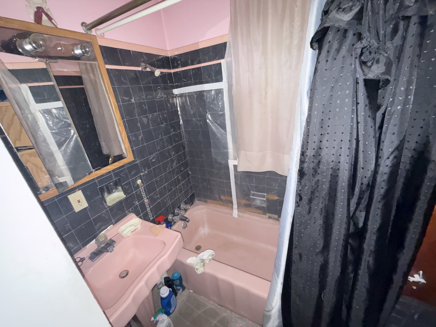 4847 W Deming Place, Chicago, IL 60639