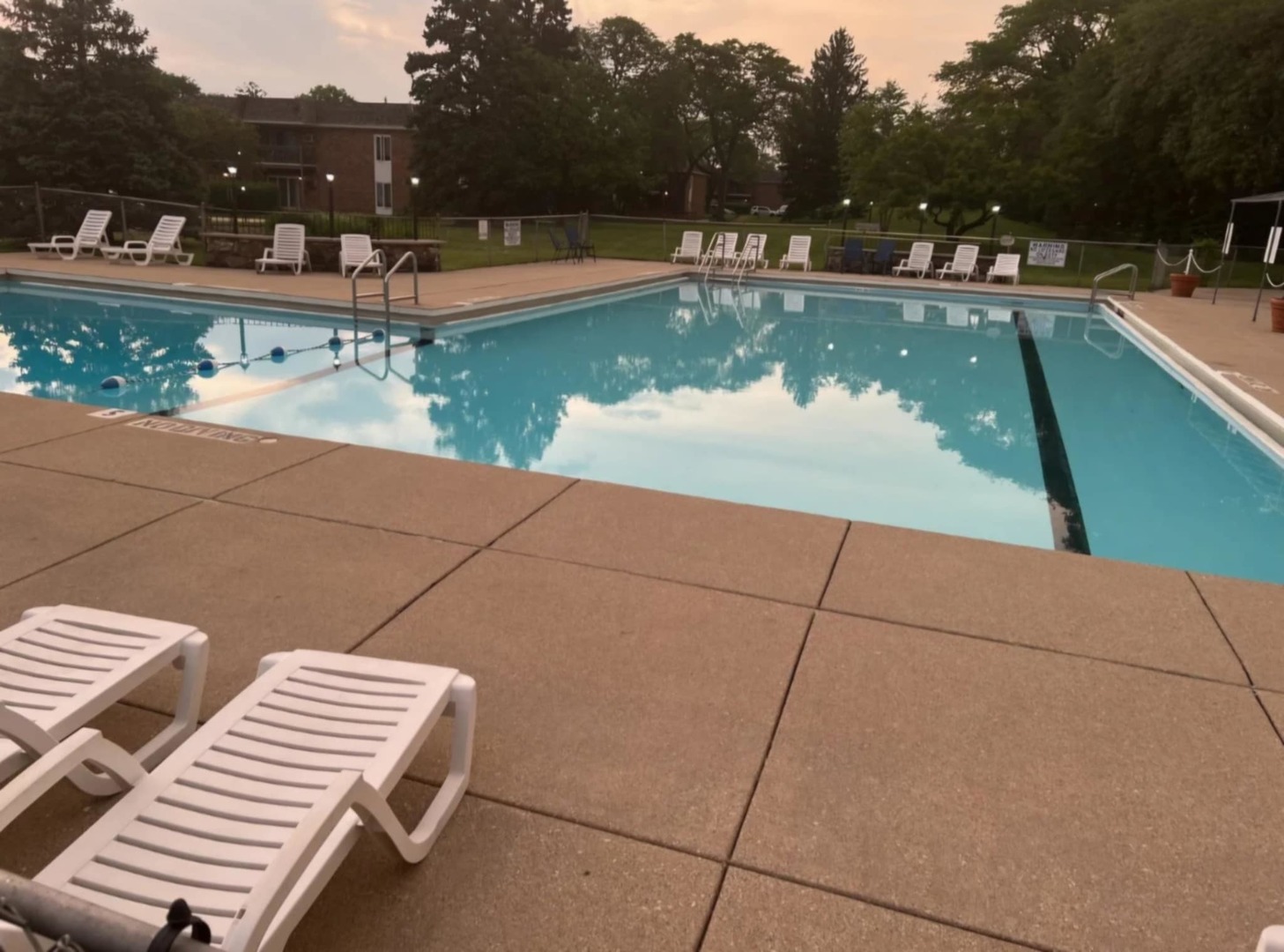 3913 Saratoga Avenue #G105, Downers Grove, IL 60515