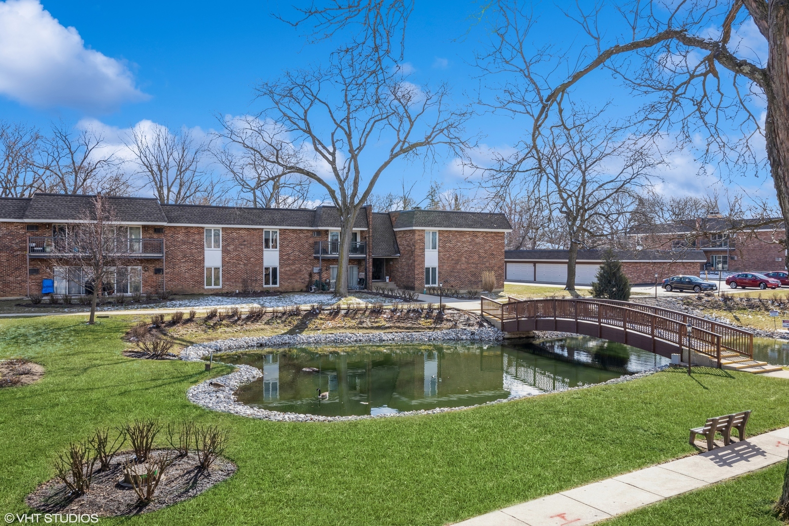 3913 Saratoga Avenue #G105, Downers Grove, IL 60515