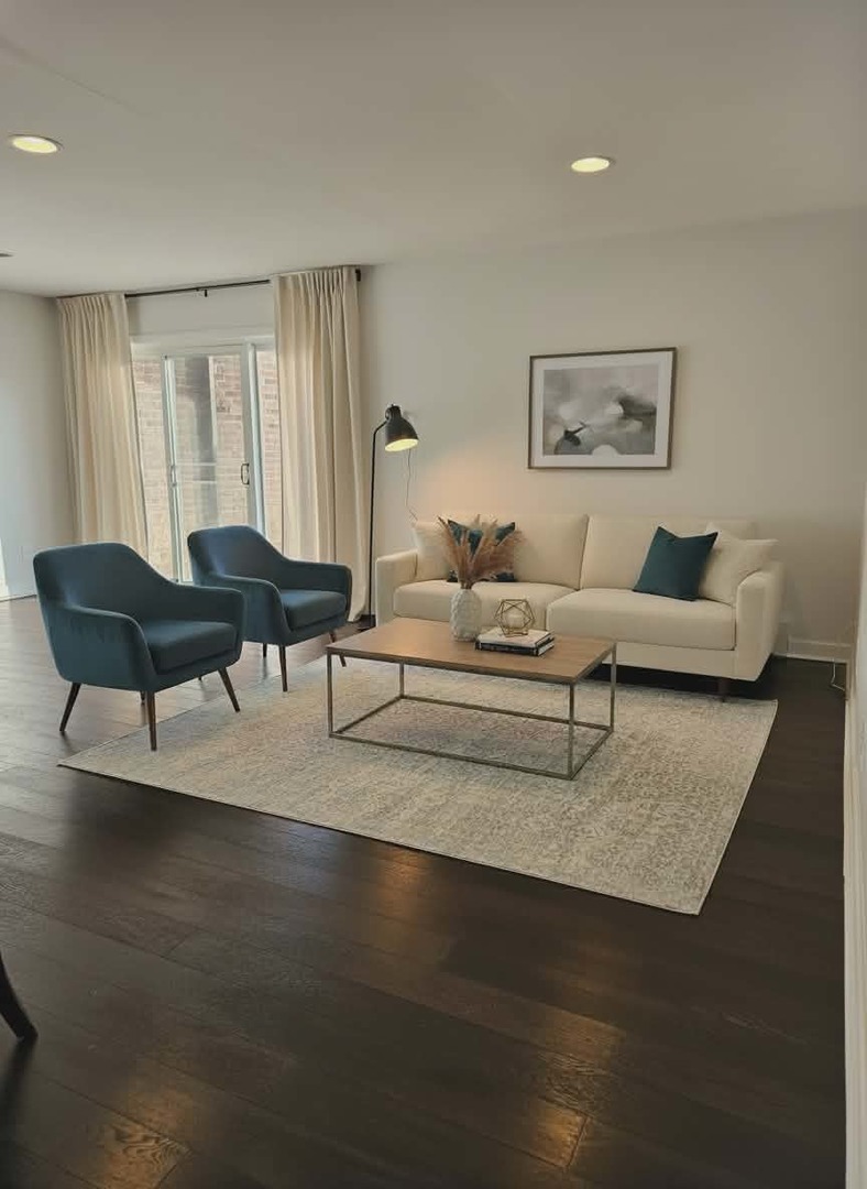 3913 Saratoga Avenue #G105, Downers Grove, IL 60515