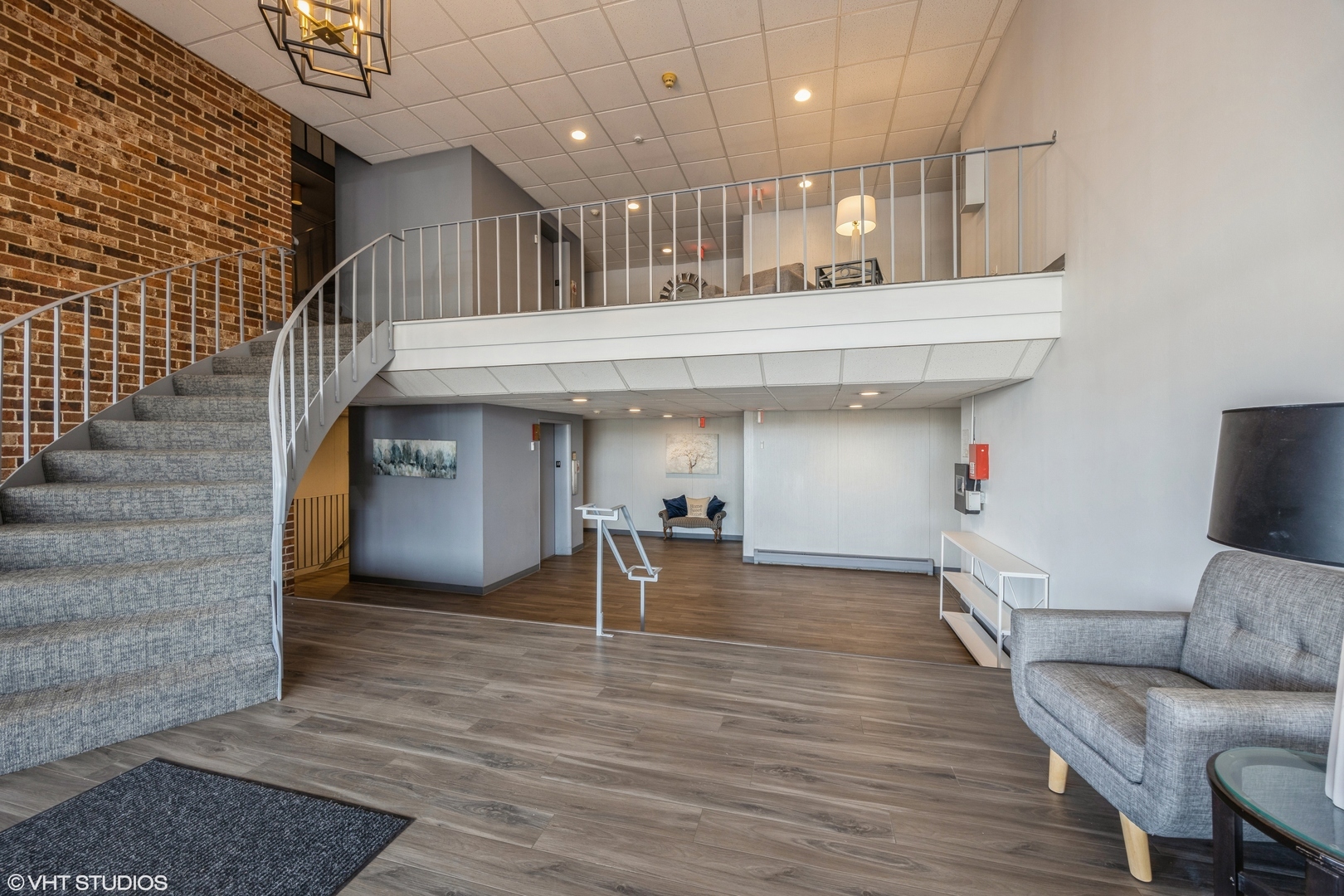 3913 Saratoga Avenue #G105, Downers Grove, IL 60515