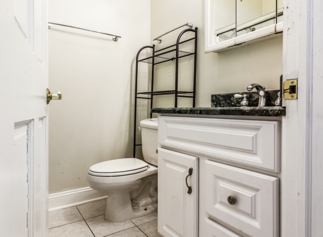 5323 S Harper Avenue #2, Chicago, IL 60615