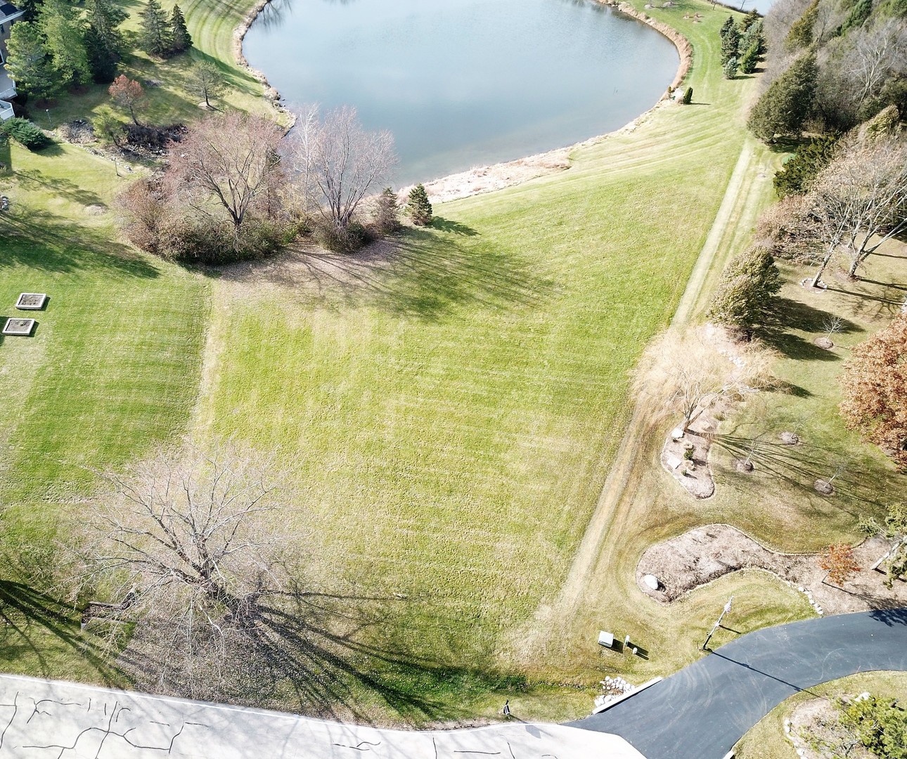 1800 Hamilton Court, Inverness, IL 60010