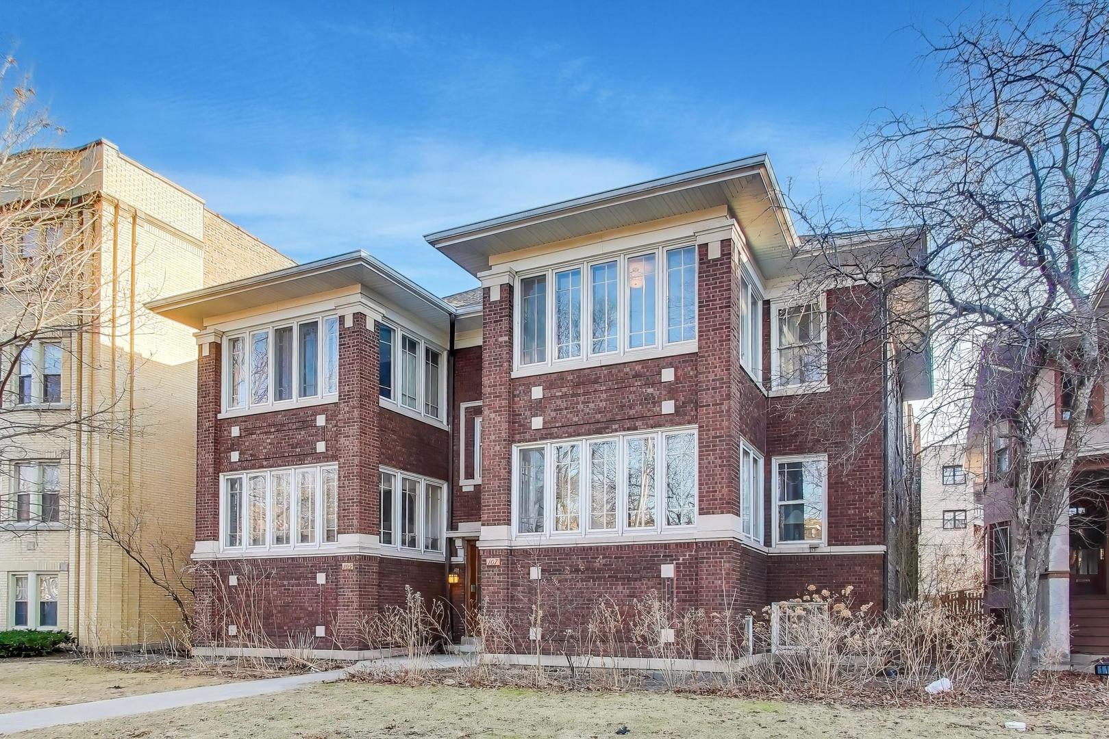 107 Washington Boulevard #2W, Oak Park, IL 60302