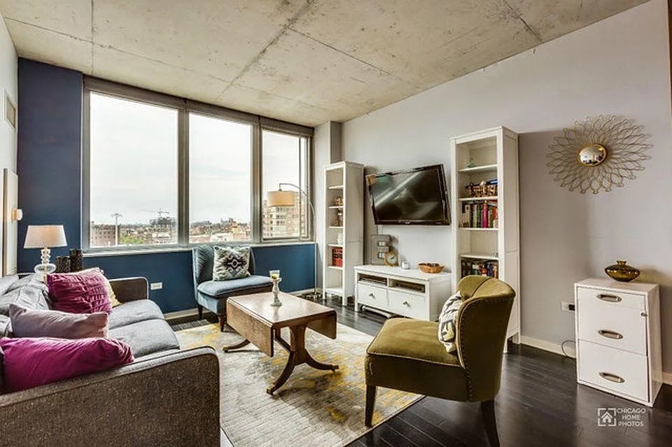 659 W Randolph Street #911, Chicago, IL 60661