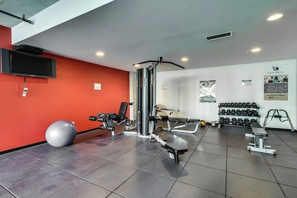 659 W Randolph Street #911, Chicago, IL 60661