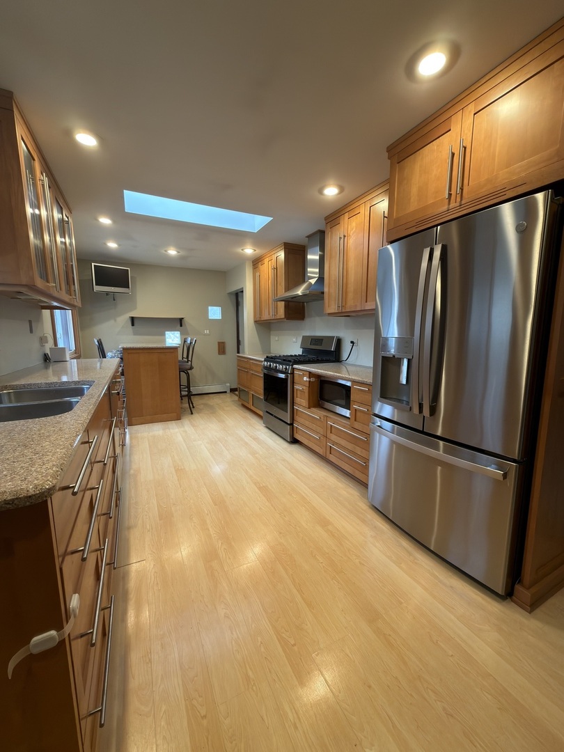 4617 Joliet Avenue, Lyons, IL 60534