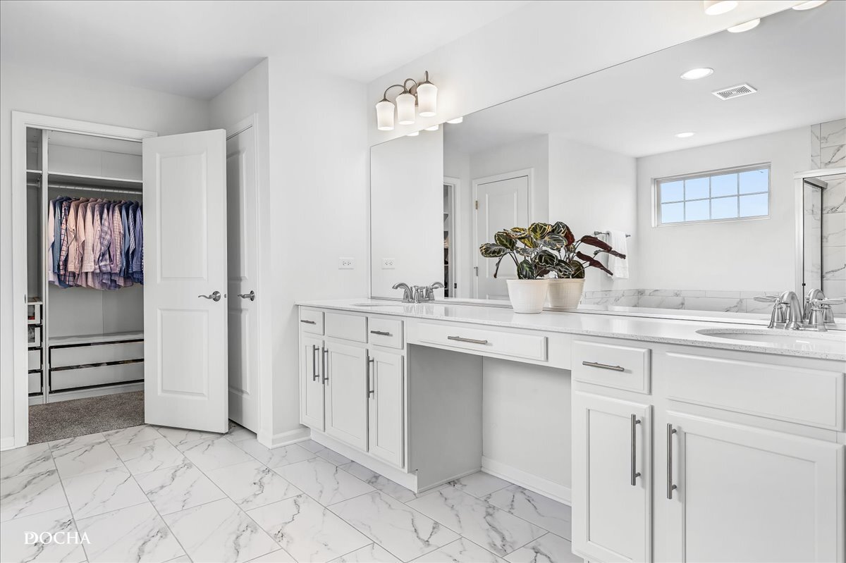 4327 Conifer Road, Naperville, IL 60564