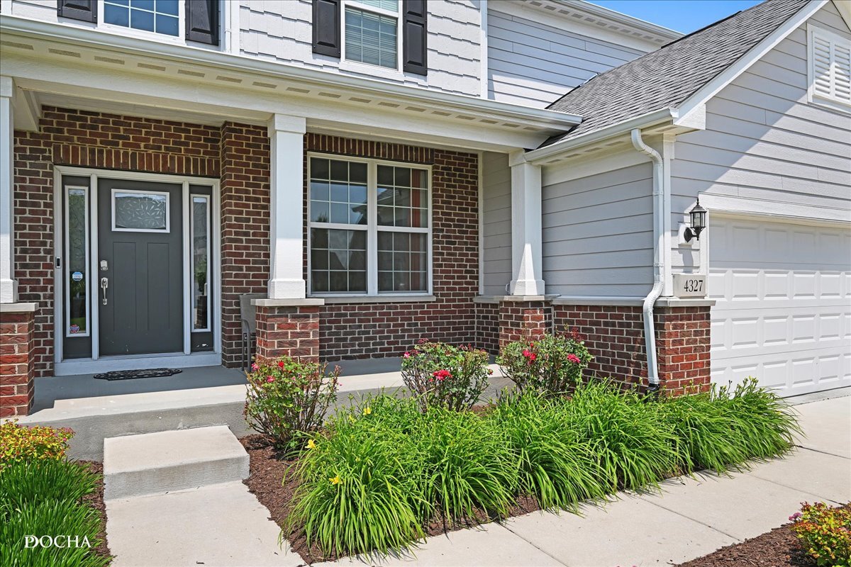 4327 Conifer Road, Naperville, IL 60564