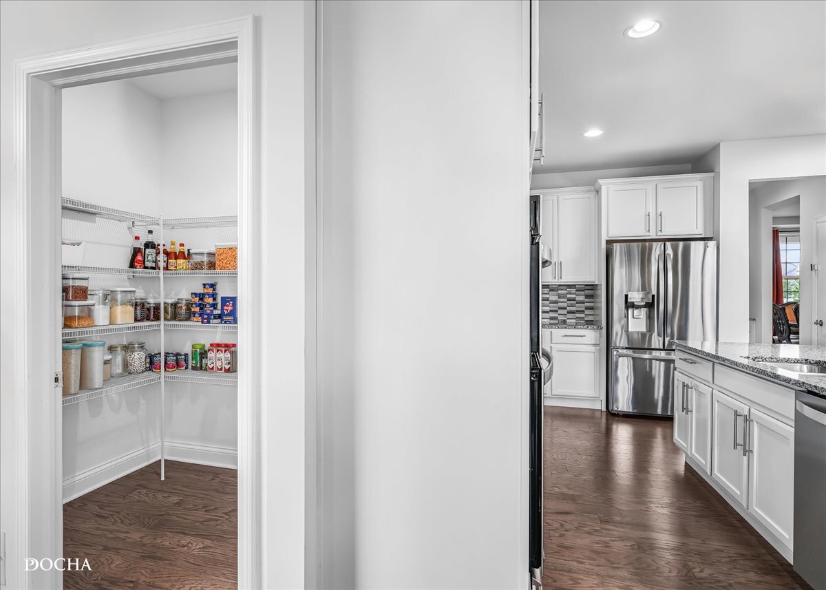 4327 Conifer Road, Naperville, IL 60564