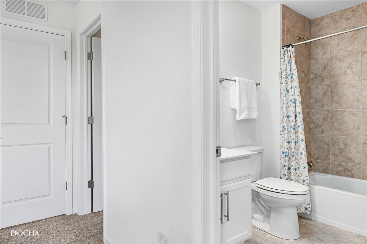 4327 Conifer Road, Naperville, IL 60564