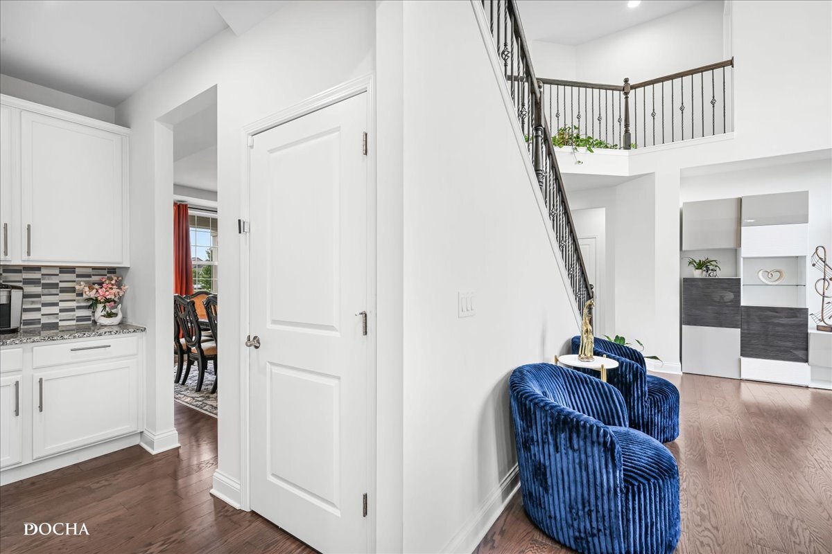 4327 Conifer Road, Naperville, IL 60564