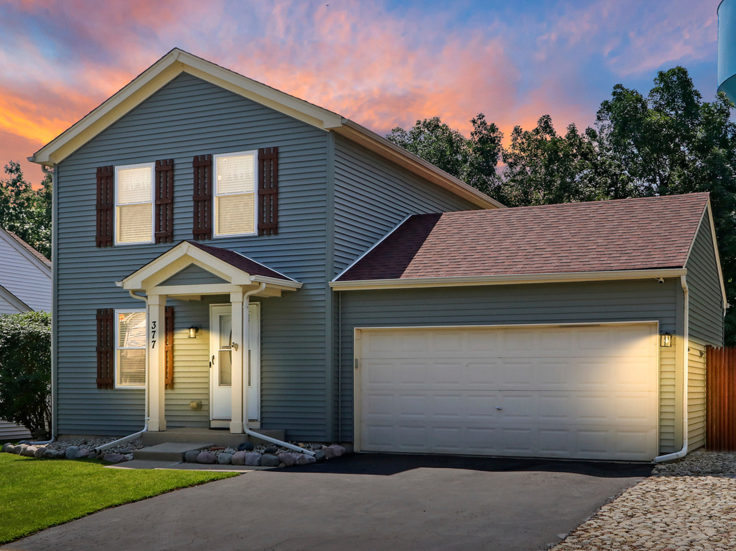 377 E Camden Lane, Round Lake Beach, IL 60073