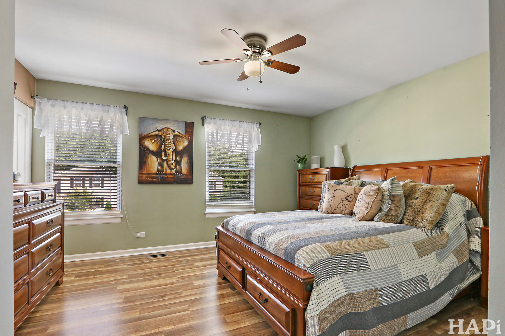 377 E Camden Lane, Round Lake Beach, IL 60073