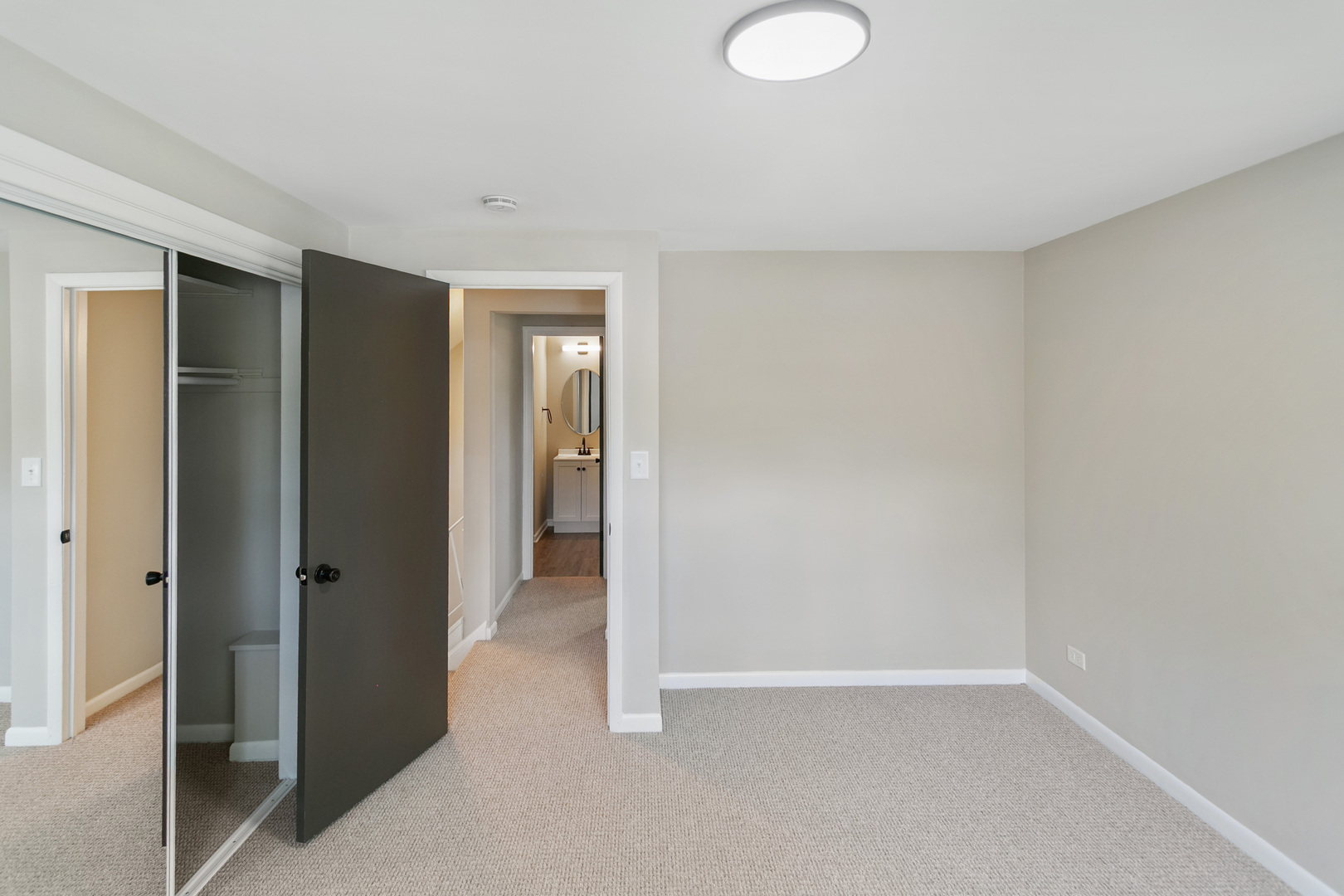 428 E 156th Place, South Holland, IL 60473