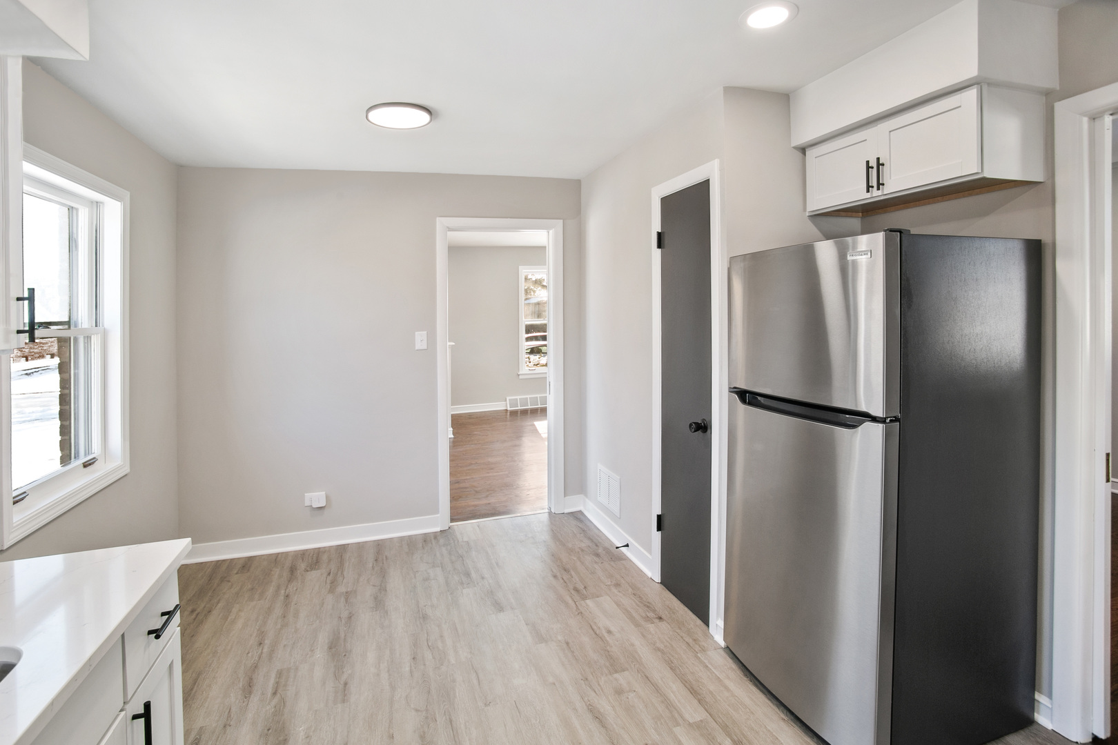 752 E 164th Street, South Holland, IL 60473