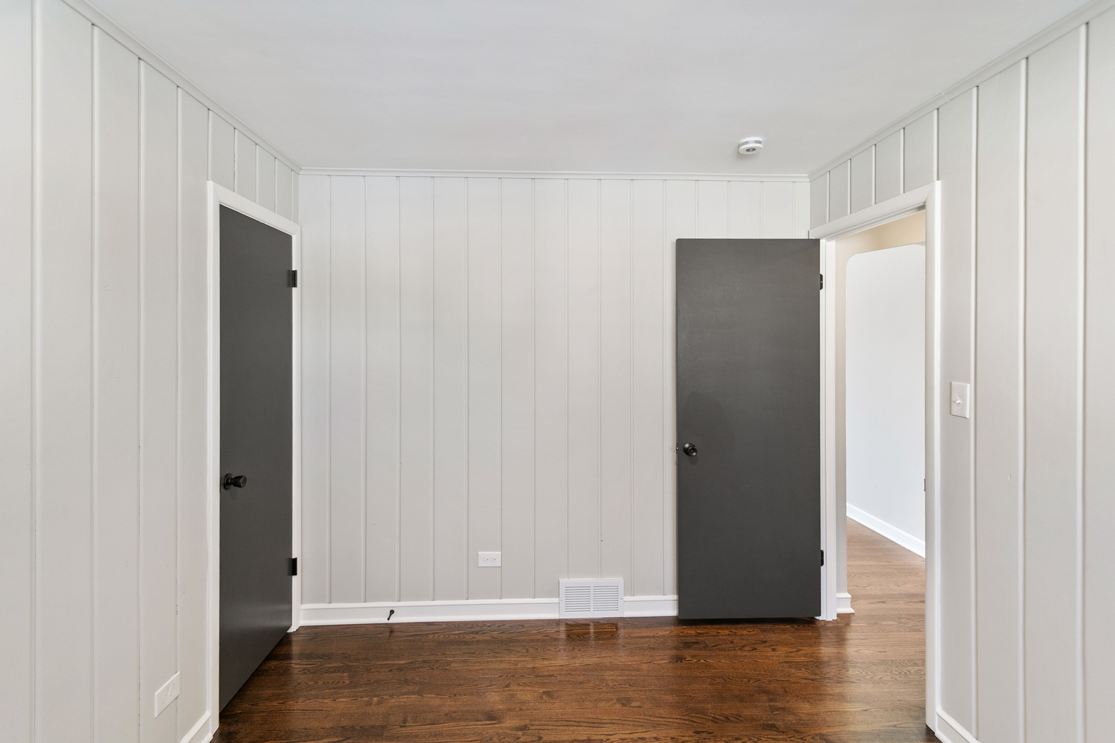 752 E 164th Street, South Holland, IL 60473