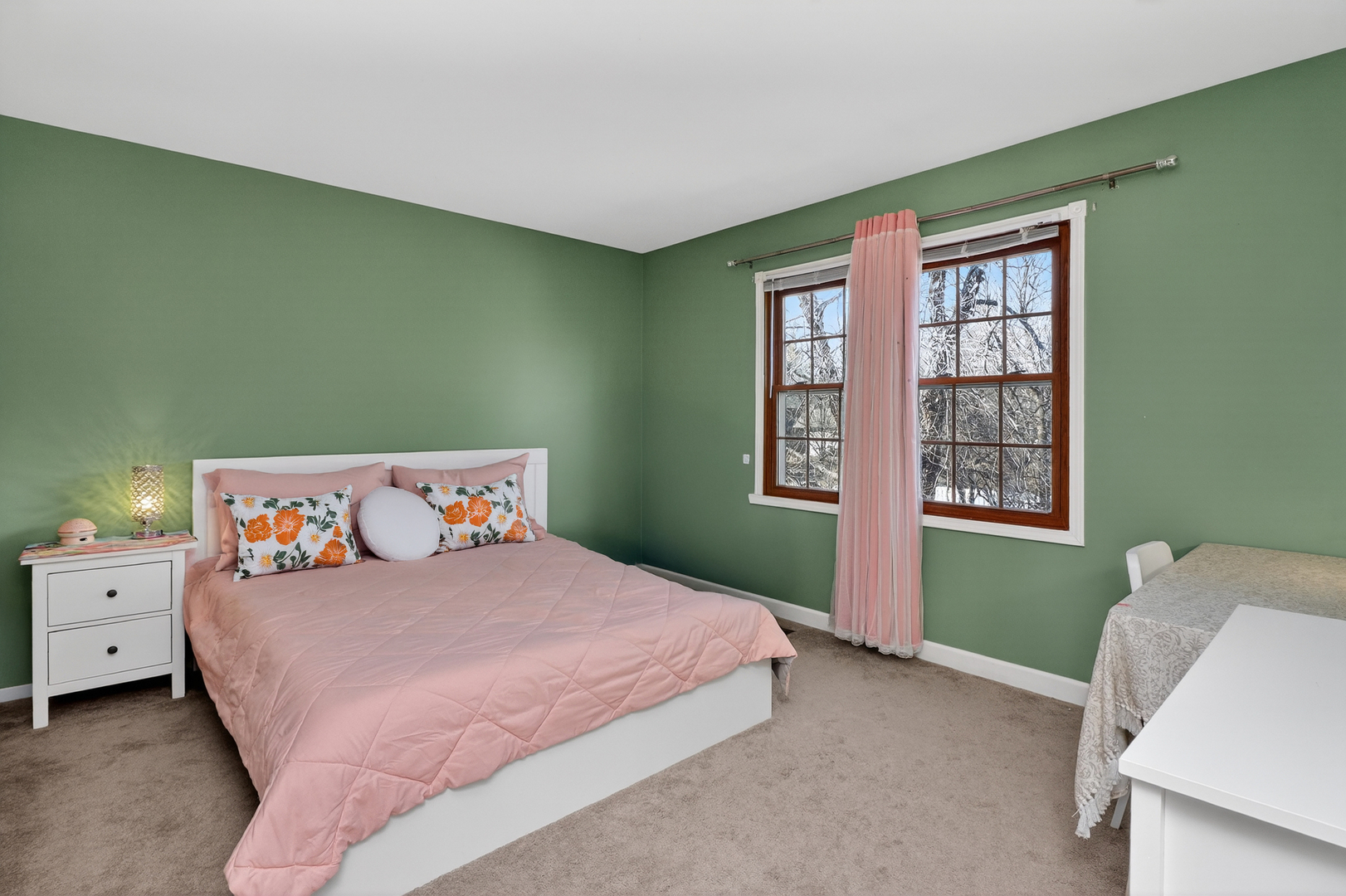 911 Rock Spring Road, Naperville, IL 60565