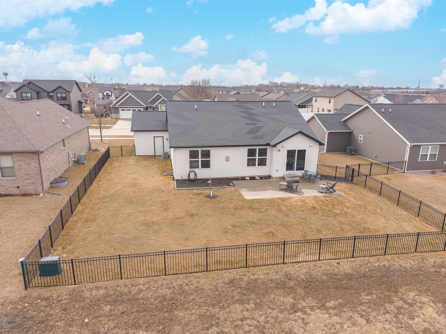 2608 Shale Road, Normal, IL 61761