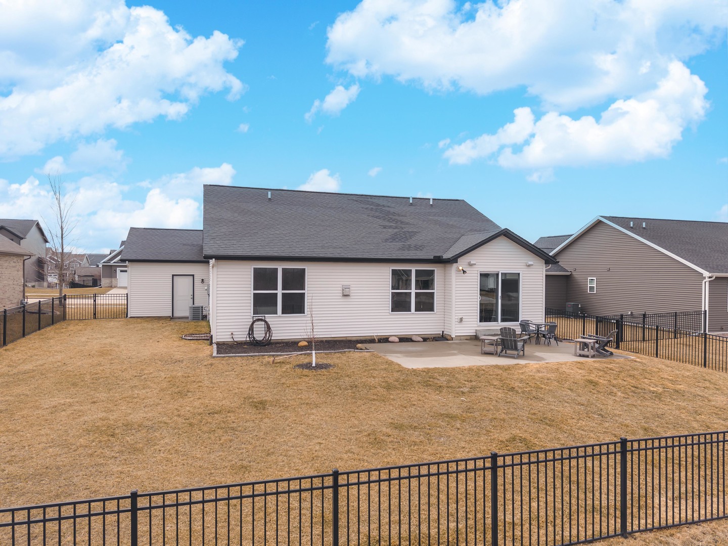 2608 Shale Road, Normal, IL 61761