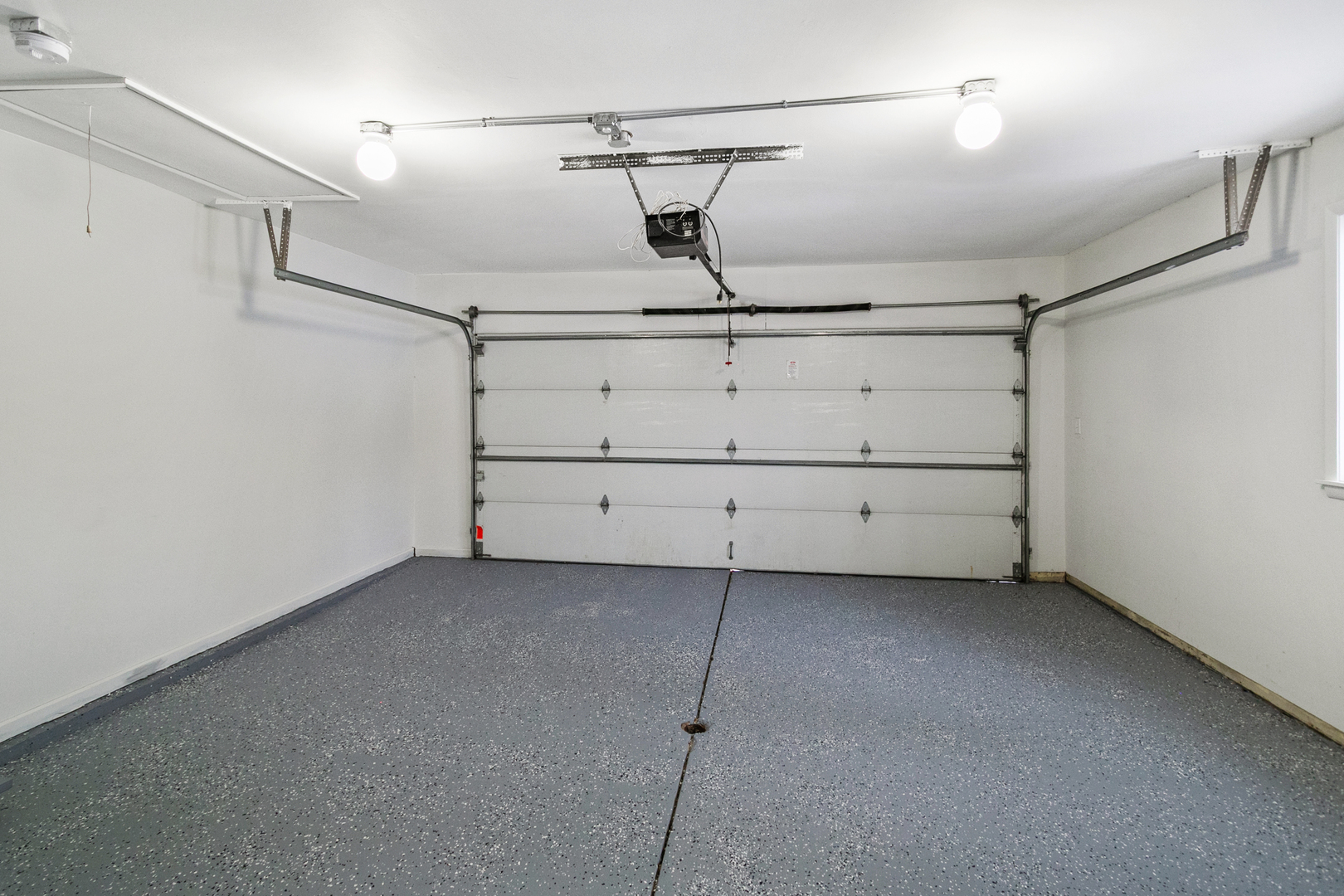 17001 Kimbark Avenue, South Holland, IL 60473