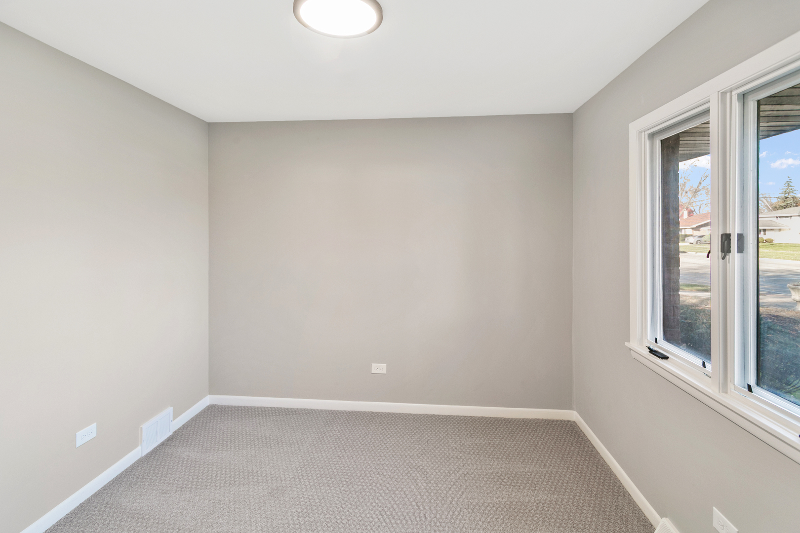 17001 Kimbark Avenue, South Holland, IL 60473