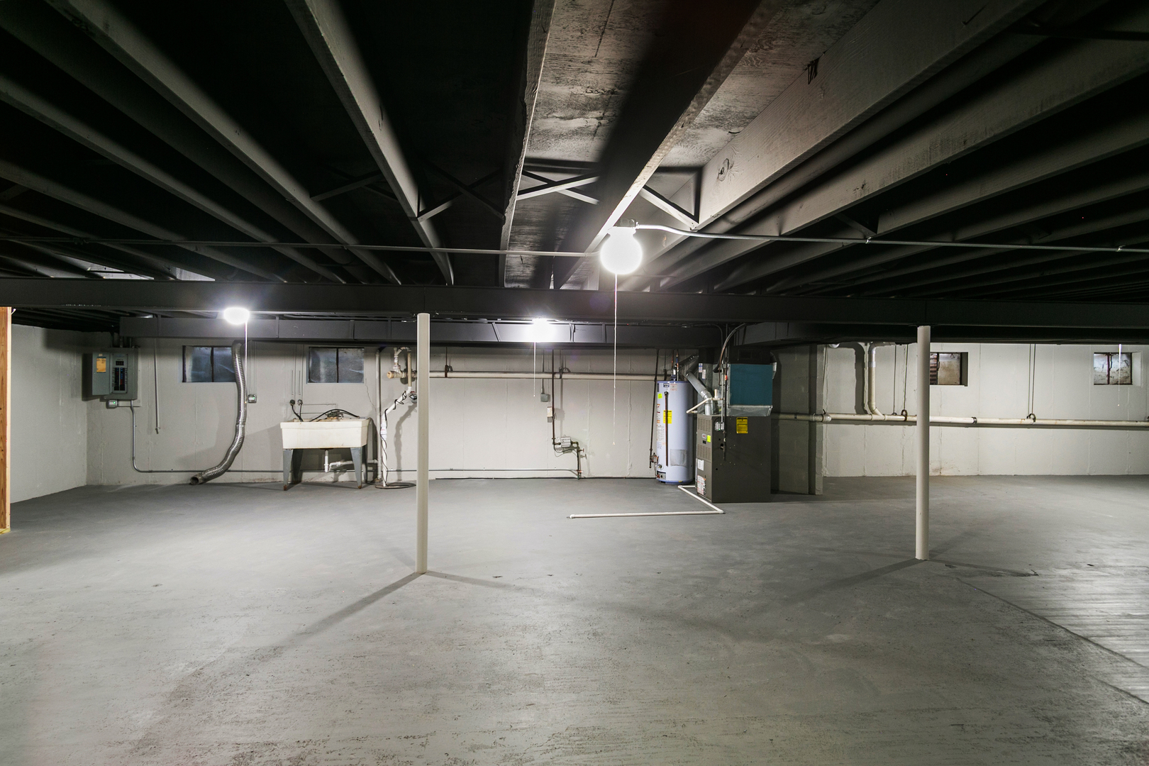 17001 Kimbark Avenue, South Holland, IL 60473