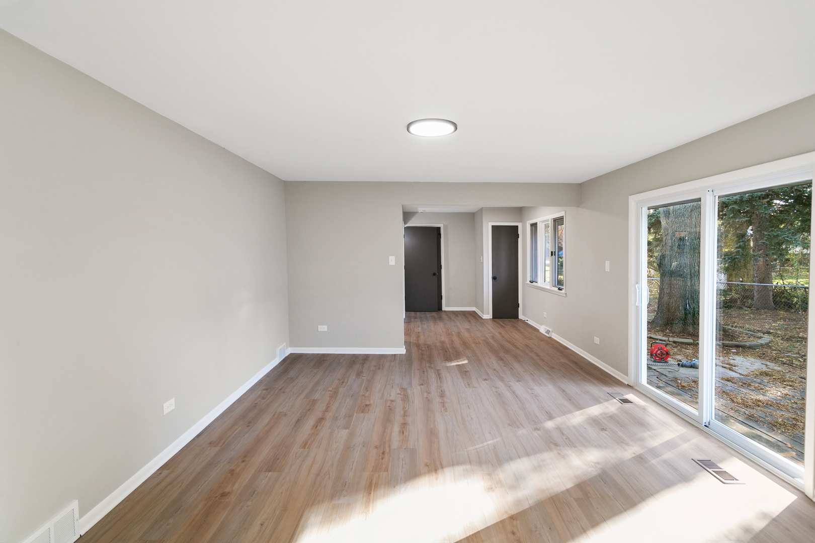 17001 Kimbark Avenue, South Holland, IL 60473