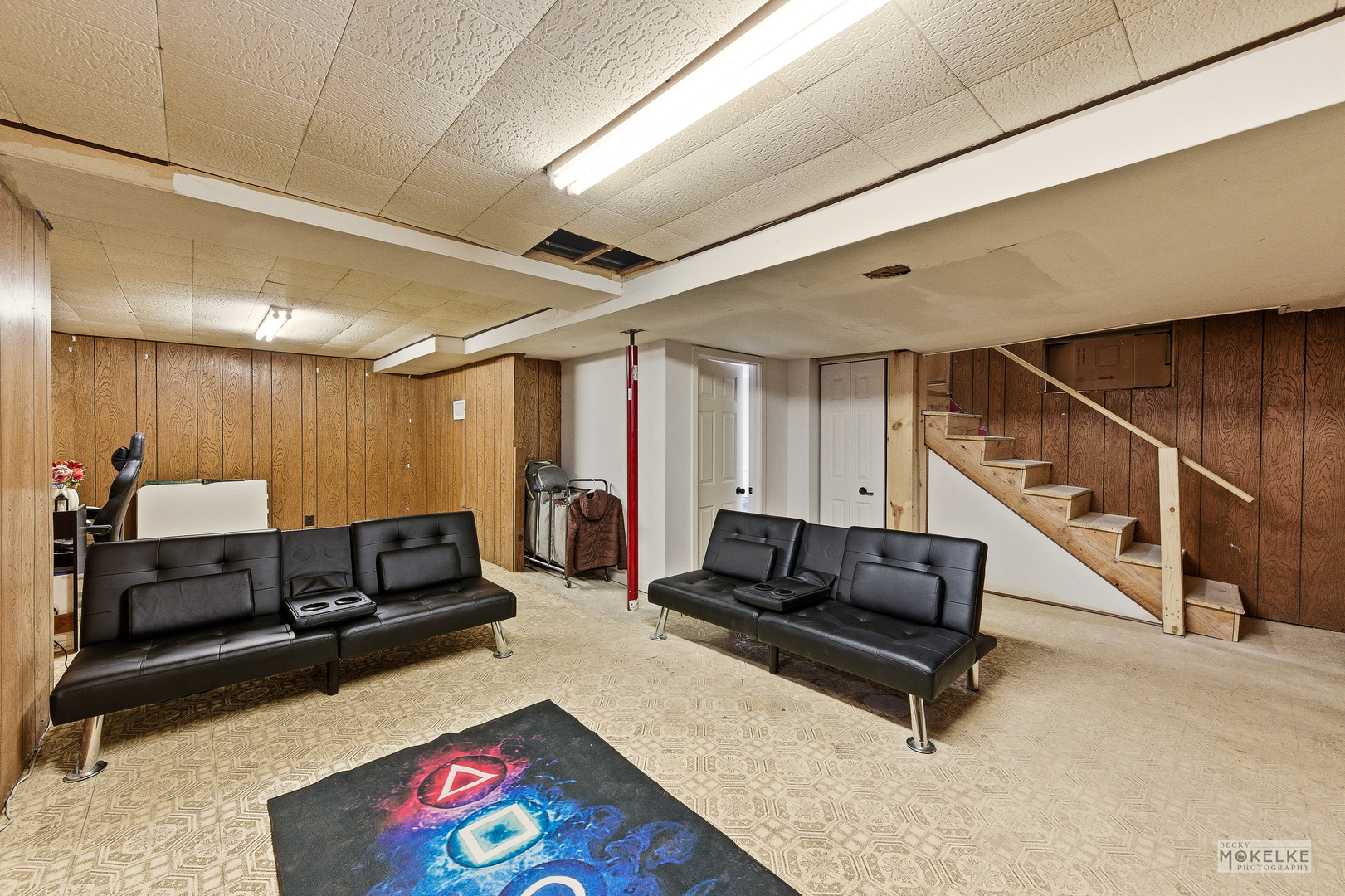 941 S 4th Street, Aurora, IL 60505