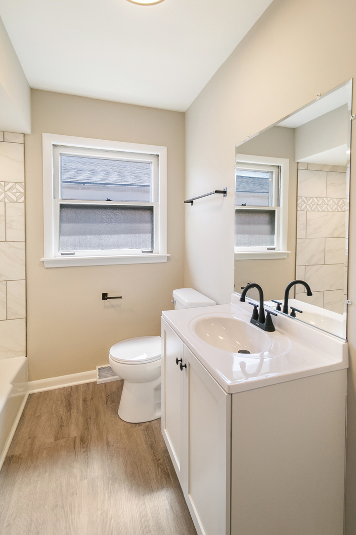 14214 Minerva Avenue, Dolton, IL 60419