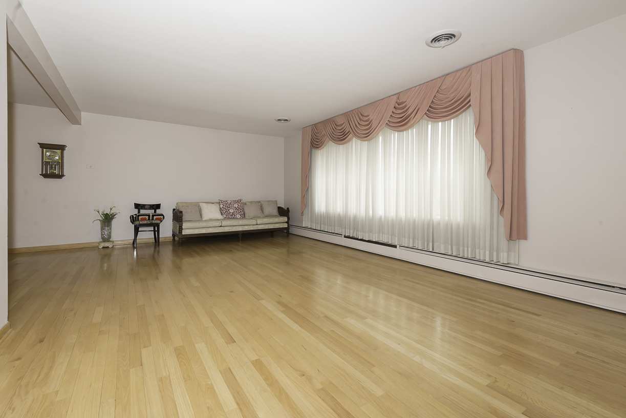 1205 Winston Drive, Melrose Park, IL 60160