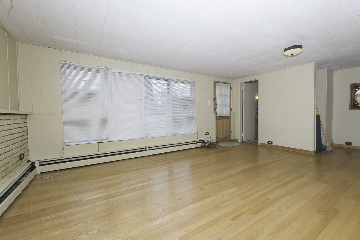 1205 Winston Drive, Melrose Park, IL 60160