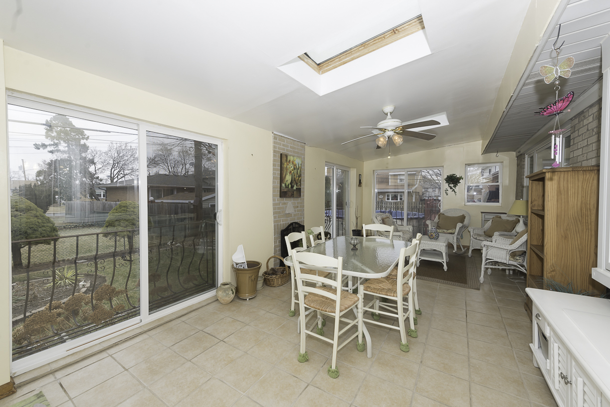 1205 Winston Drive, Melrose Park, IL 60160