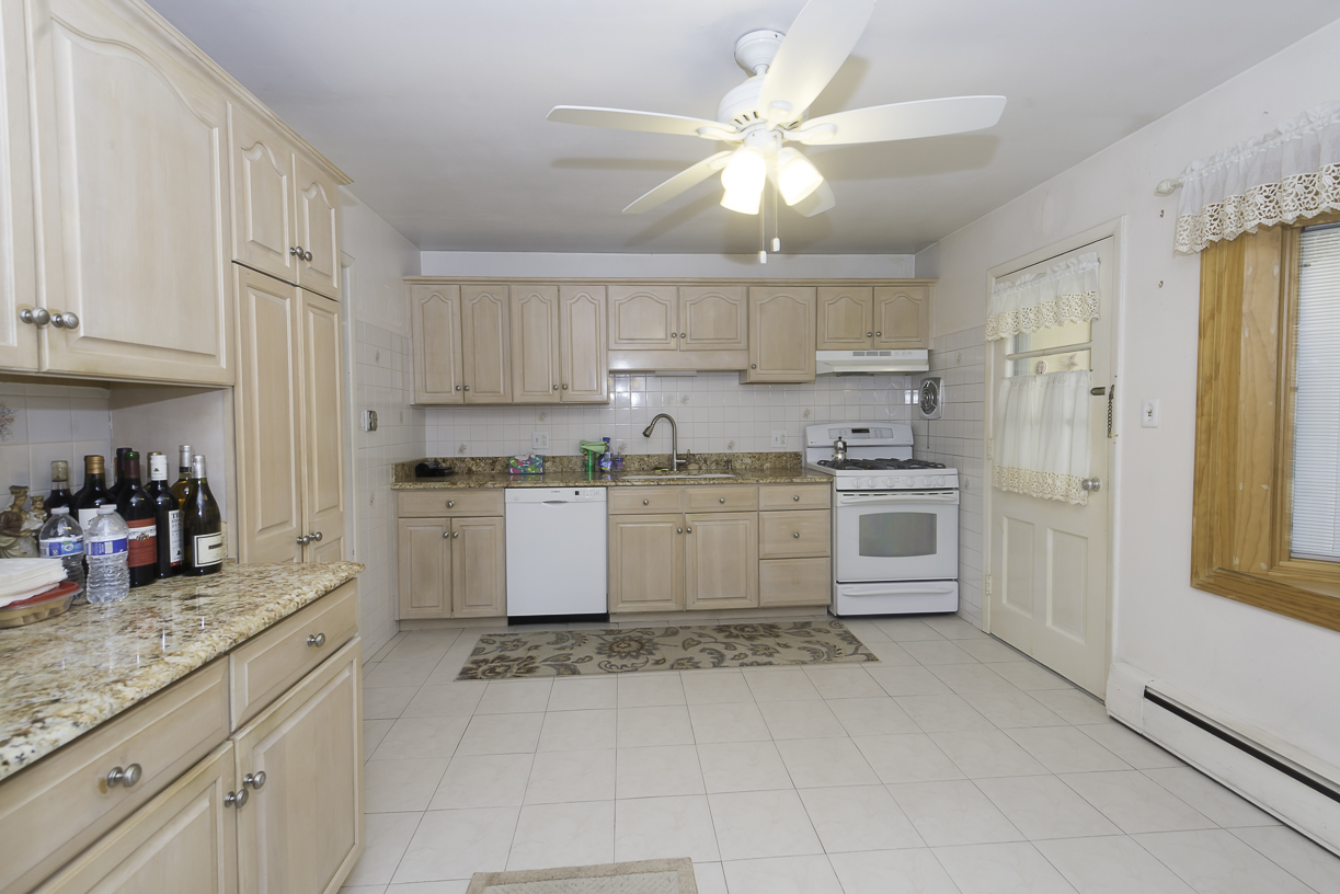 1205 Winston Drive, Melrose Park, IL 60160