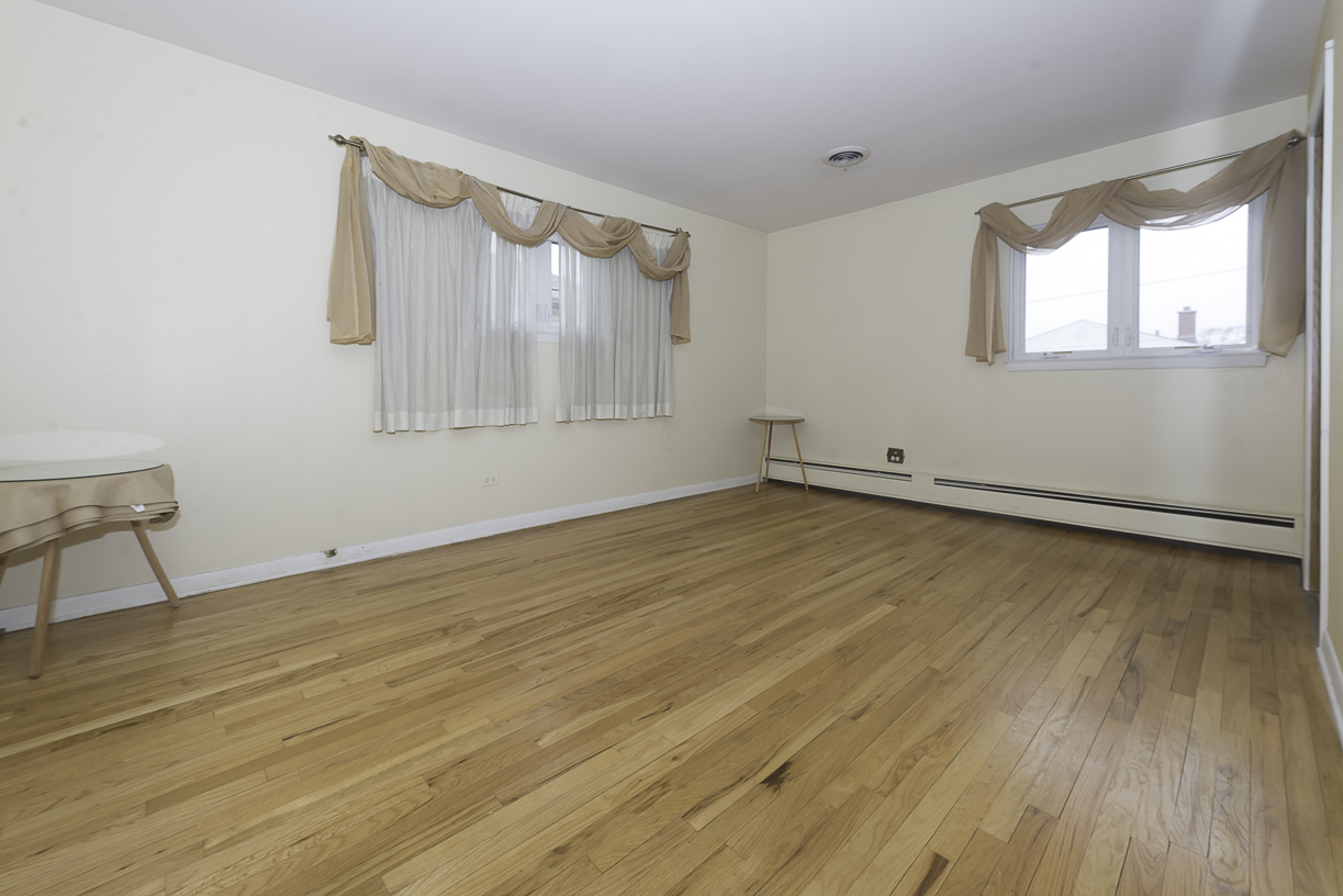 1205 Winston Drive, Melrose Park, IL 60160