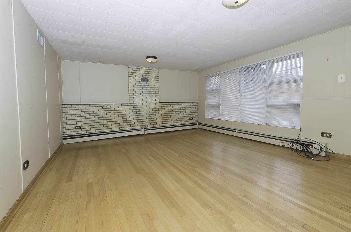 1205 Winston Drive, Melrose Park, IL 60160