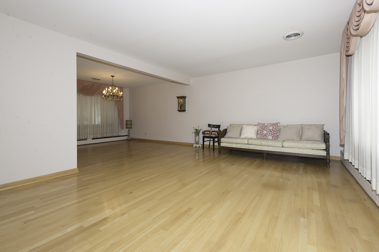 1205 Winston Drive, Melrose Park, IL 60160