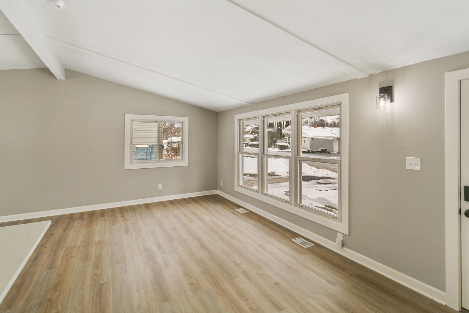 6305 Robert Road, Cary, IL 60013