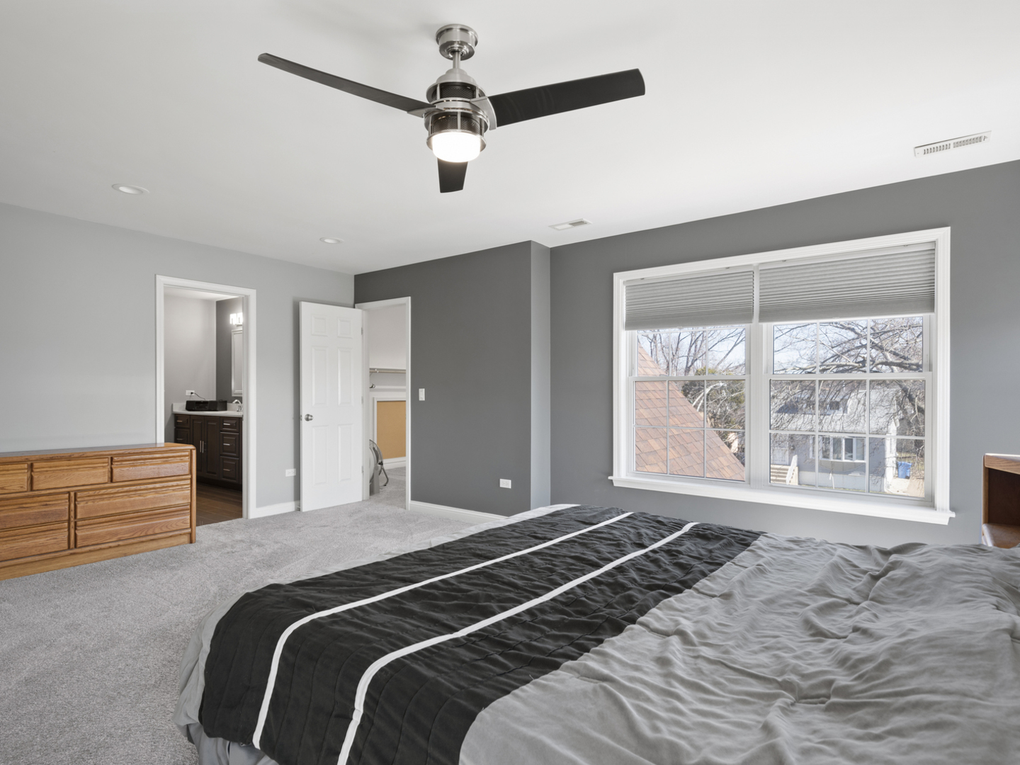 10432 S Homan Avenue, Chicago, IL 60655