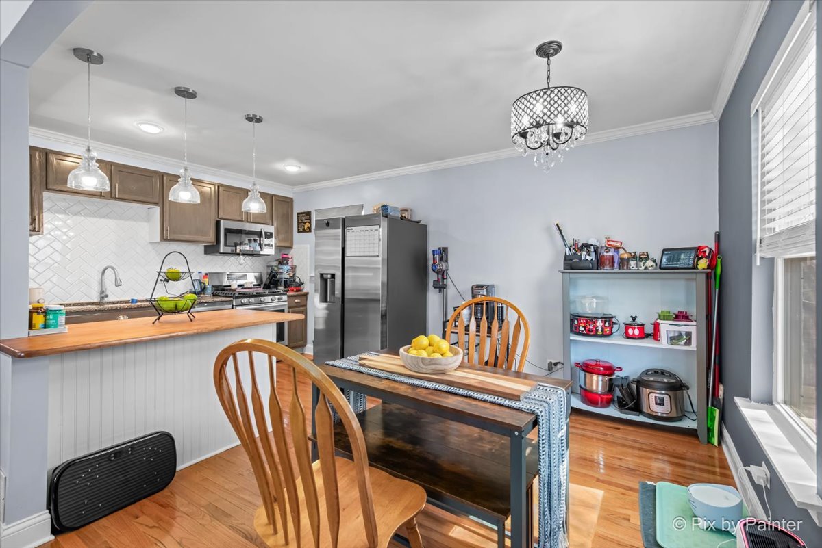 5716 Bunny Avenue, McHenry, IL 60051