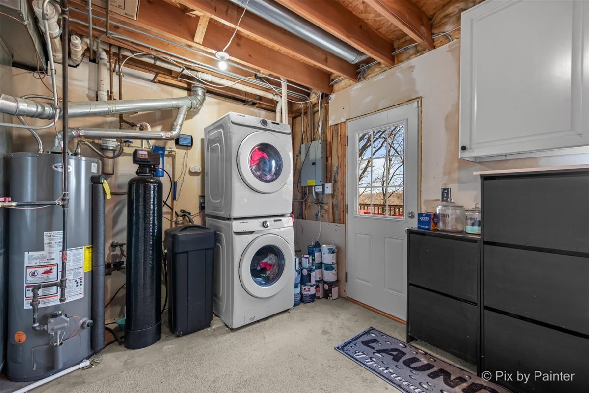 5716 Bunny Avenue, McHenry, IL 60051