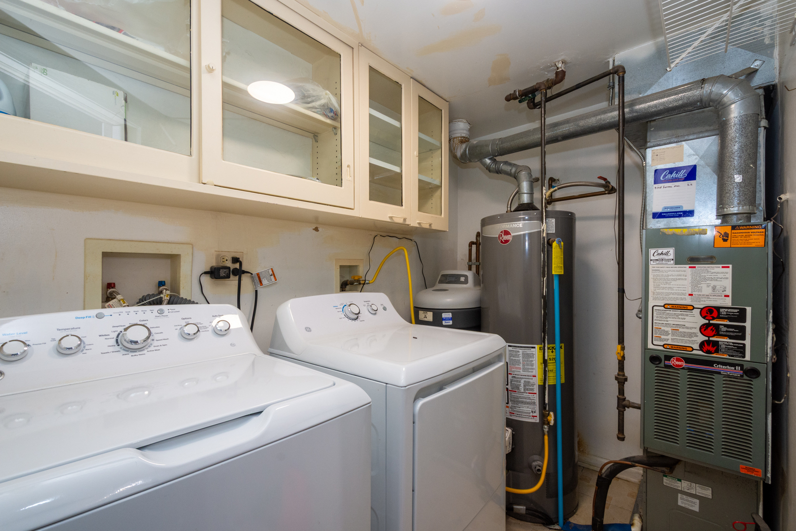 1147 N Red Oak Circle #1, Round Lake Beach, IL 60073