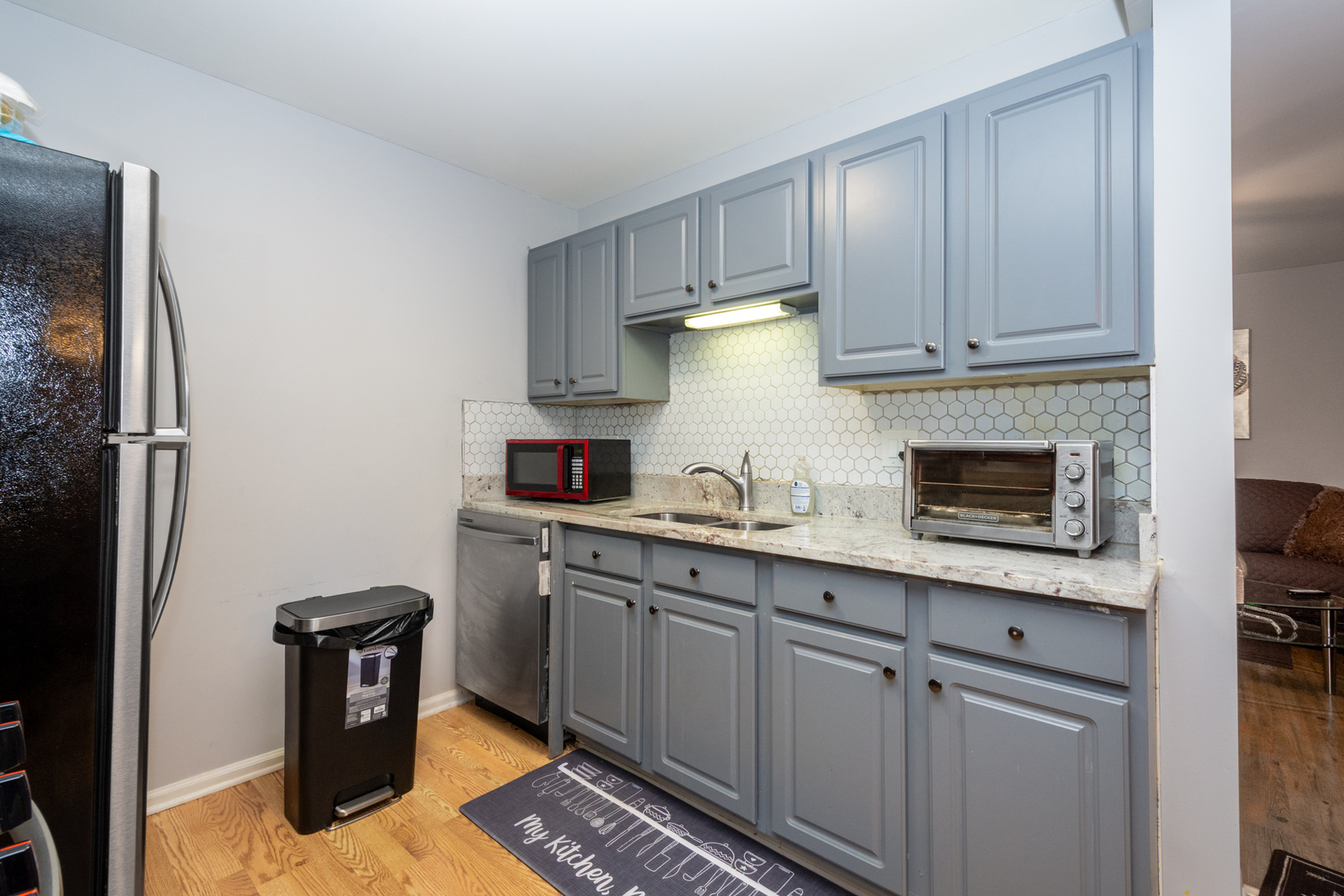 1147 N Red Oak Circle #1, Round Lake Beach, IL 60073