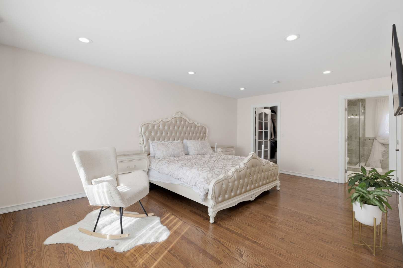 532 Lois Court, Mount Prospect, IL 60056